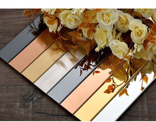 Buen precio Perfil decorativo de acero inoxidable del embutido del ajuste de la teja de la forma de U para la sala de estar en línea