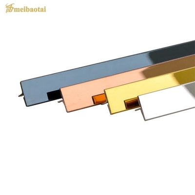 Revestimiento de azulejos de acero inoxidable para decoración de techos con 0,6/0,8/1,0 mm de espesor