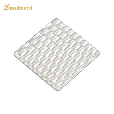 Chapa decorativa de acero inoxidable estampada según norma JIS con recubrimiento PVD dorado en grado 304