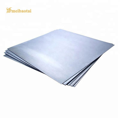 Buen precio Placa de acero inoxidable laminada en frío sostenible con acabado superficial 2B y espesor de 0.3-3.0 mm en línea