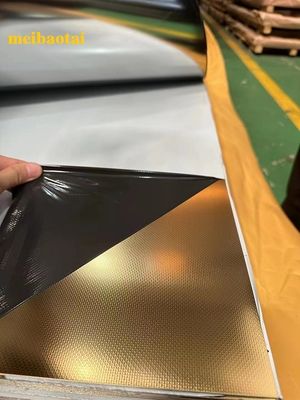 Buen precio Línano de espejo dorado Refractado de acero inoxidable de la hoja cuatro pies en línea