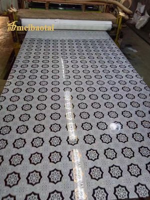 Revestimiento de espejo de oro y grabado de hoja de acero inoxidable de 0,95 mm de espesor 1219 x 2438 mm para decoración de ascensores