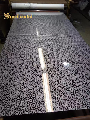 Revestimiento de espejo de plata grabado en chapa de acero inoxidable 201 para aplicaciones decorativas en ascensores