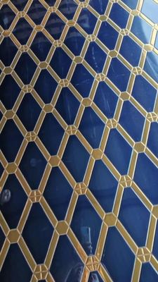 Buen precio Dos colores patrón de acero inoxidable Estampado placa de decoración gabinete, Bar en línea