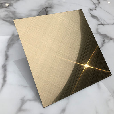 Buen precio Plancha de acero inoxidable con acabado cepillado y rayado en oro champagne de cuatro pies para aplicaciones decorativas en línea