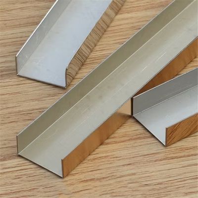 304 de acero inoxidable U Profile Tiles Trim con V Grooved / Técnica de flexión y 2438mm/3048mm longitud