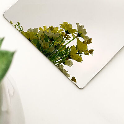 304 espejo acabado de acero inoxidable de la hoja decorativa de cuatro pies