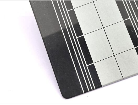 Buen precio Grado 201 Hoja de acero inoxidable grabado con película de PVC de 70 micras y tamaño 1219x3048mm para aplicaciones decorativas en línea