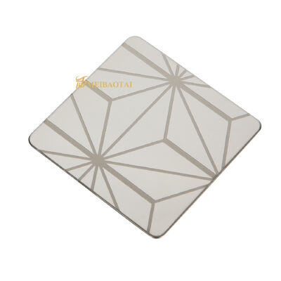 Hoja decorativa grabada al agua fuerte del espejo de plata del acero inoxidable para la decoración del ascensor