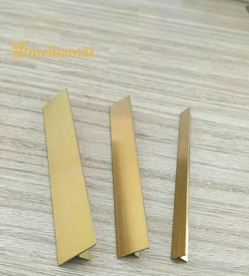 Forma material de acero inoxidable revestida de oro de POSCO T del ajuste de la teja