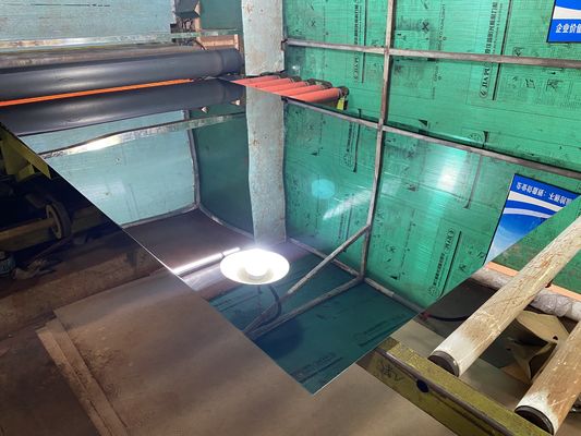 Buen precio Hoja de acero inoxidable decorativa del espejo 304 201 estupendos 1240x2440m m en línea