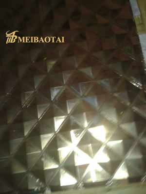 Negro del oro adornar 201 la capa inoxidable del diamante PVD de la hoja de acero
