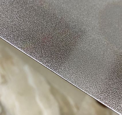 Buen precio Placa grabada en relieve de acero de la decoración de la hoja de SS304 los 4*8ft 0.65m m Stainlesss en línea