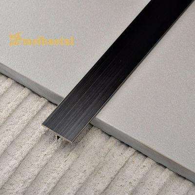 Buen precio Revestimiento de azulejos en forma de T de acero inoxidable 304 con superficie de línea de cabello y revestimiento PVD negro en línea