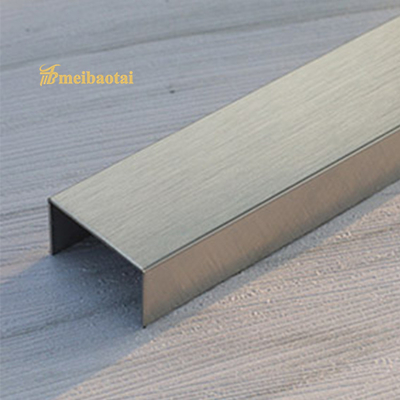 Ajuste de acero inoxidable 10m m, ajuste inoxidable 0.55m m de la teja de ASTM del piso del diseño de la rayita
